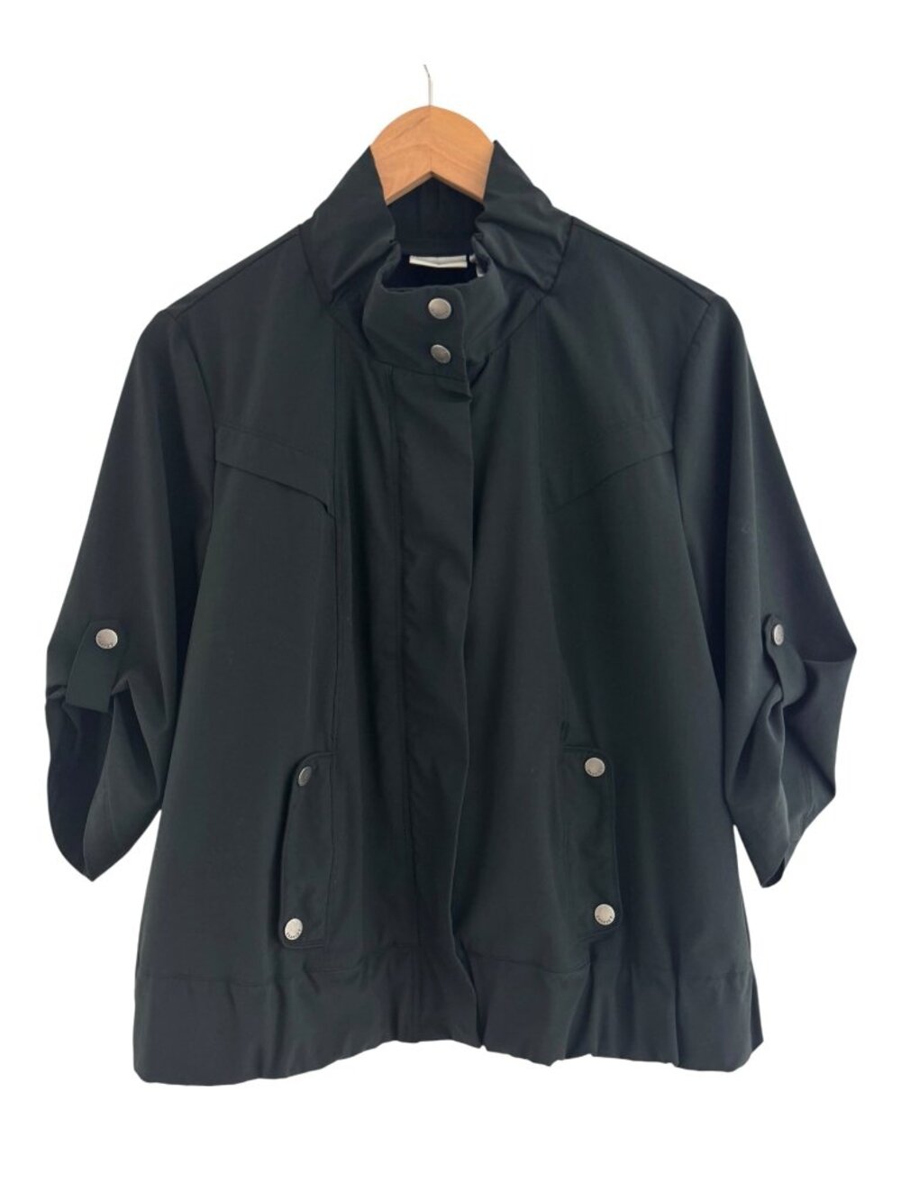 Chico's Zenergy Black Zip Snap Jacket Pockets Size 1 = Medium/8 Golf 3/4 Sleeve